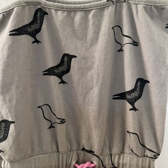Moi Raven Crow Bird Romper Shortall Organic Cotton Olive Green Girls Size 5-6 - Picture 7 of 12